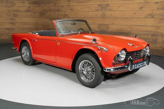 Occasion Triumph TR4 103 PK (75 kW) 1962 Rood Cabriolet