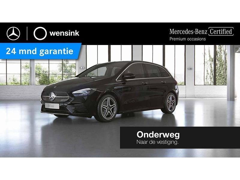 Zwart Occasion 2023 Mercedes B250 AMG line MPV | € 36.850 (Eerlijke prijs) - Afbeelding 1/4