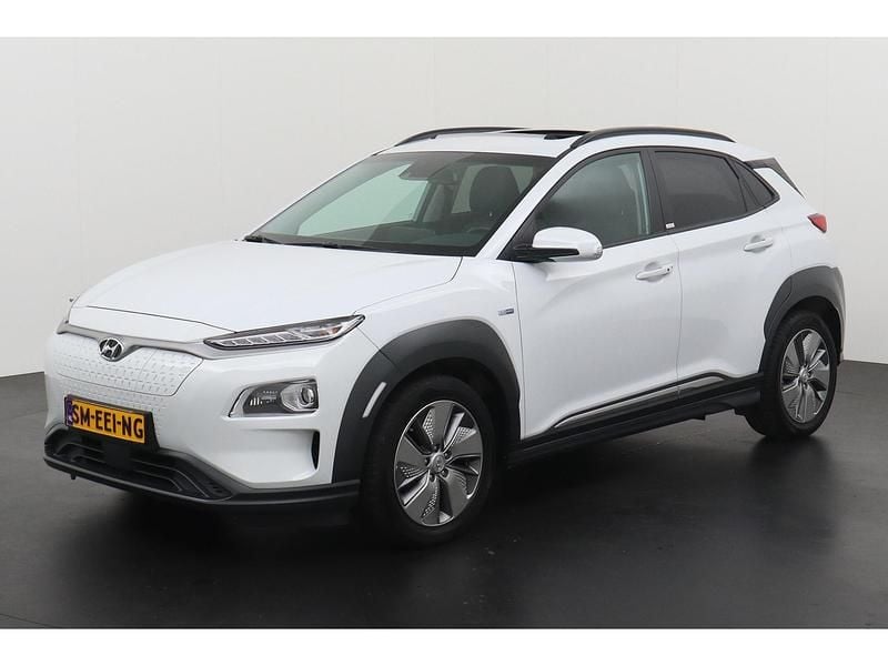 Wit Gebruikt 2020 Hyundai Kona Style SUV | € 22.945 (Iets duurder) - Afbeelding 1/4
