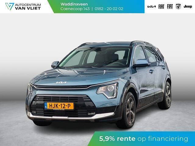 Mineral blue Gebruikt 2025 Kia Niro Play SUV | € 31.390 (Super prijs) - Afbeelding 1/4