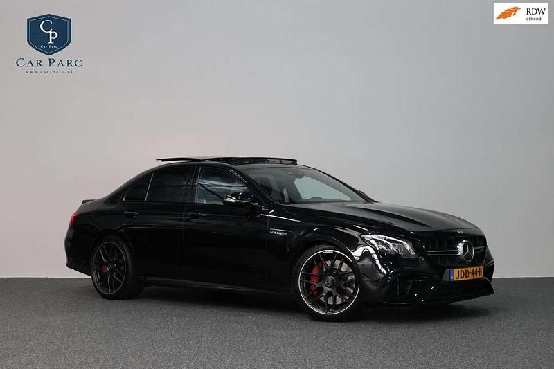 Zwart Gebruikt 2018 Mercedes E63 AMG AMG Sedan | € 72.495 (Eerlijke prijs) - Afbeelding 1/4