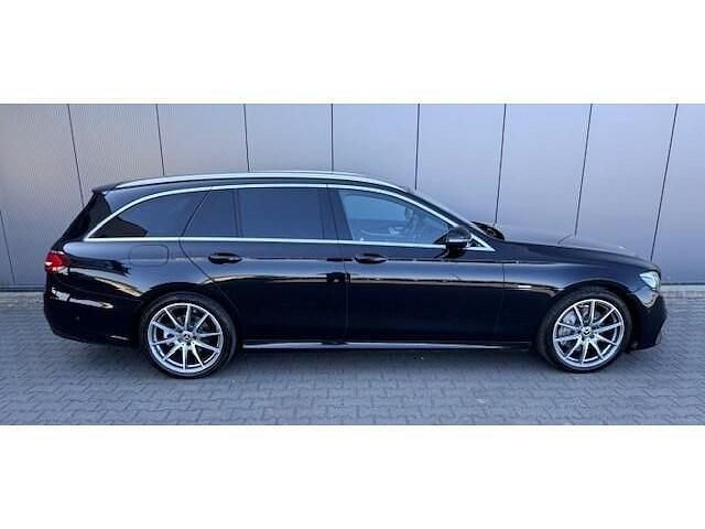 Occasion Mercedes E220 Style 195 PK (143 kW) 2019 Zwart, metallic lak Stationwagen