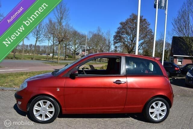 Rood Gebruikt 2005 Lancia Ypsilon Hatchback | € 1.999 (Eerlijke prijs) - Afbeelding 1/4