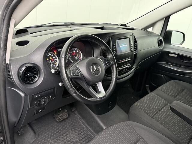 Occasion Mercedes Vito 163 PK (119 kW) 2022 Zilver Van