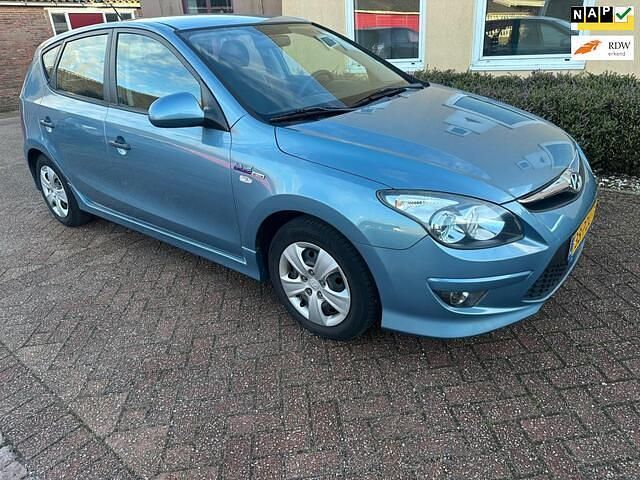 Blauw Occasion 2011 Hyundai i30 Hatchback | € 4.950 (Iets duurder) - Afbeelding 1/4