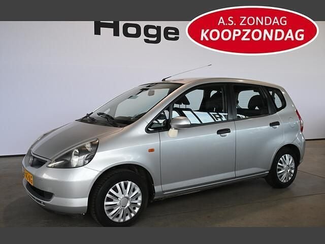 Grijs Gebruikt 2003 Honda Jazz LS Hatchback | € 2.440 (Goede deal) - Afbeelding 1/4