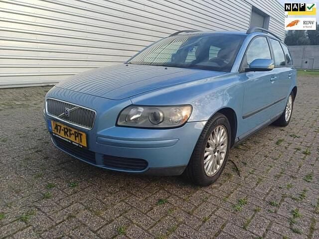 Blauw Gebruikt 2005 Volvo V50 Performance Stationwagen | € 1.999 - Afbeelding 1/4