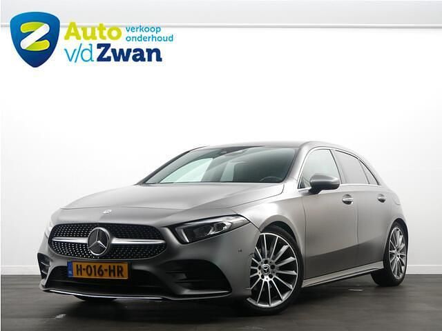 Grijs Gebruikt 2018 Mercedes A200 Premium Plus Hatchback | € 20.950 (Eerlijke prijs) - Afbeelding 1/4