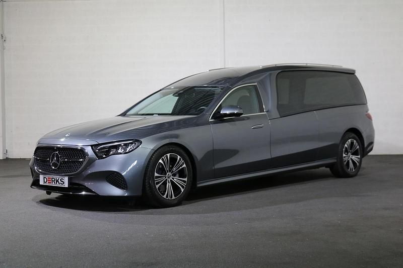 Nieuw Mercedes E220 194 PK (142 kW) 2025 Grijs (metallic) Stationwagen