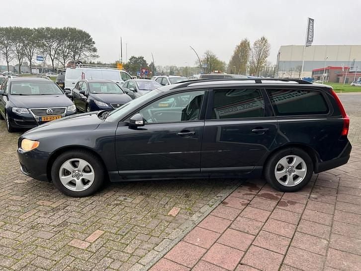 Occasion Volvo V70 Kinetic 146 PK (107 kW) 2009 Grijs Stationwagen