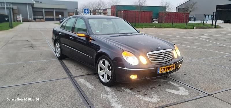 Occasion Mercedes E320 Avantgarde 204 PK (150 kW) 2004 Blauw (parellak) Sedan