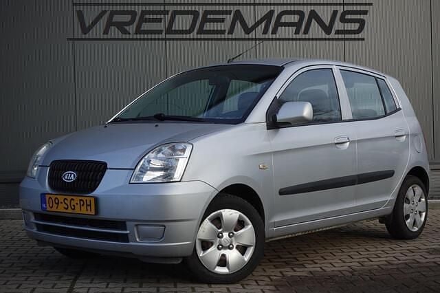 Grijs Occasion 2006 Kia Picanto Hatchback | € 450 (Super prijs) - Afbeelding 1/4