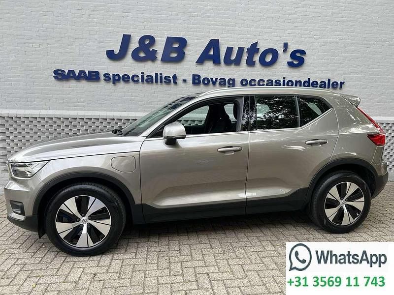 Bruin Gebruikt 2021 Volvo XC40 Business Edition SUV | € 29.950 (Goede deal) - Afbeelding 1/4