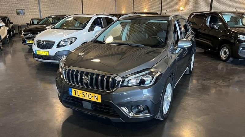 Grijs Gebruikt 2018 Suzuki SX4 S-Cross Exclusive SUV | € 15.999 (Goede deal) - Afbeelding 1/4