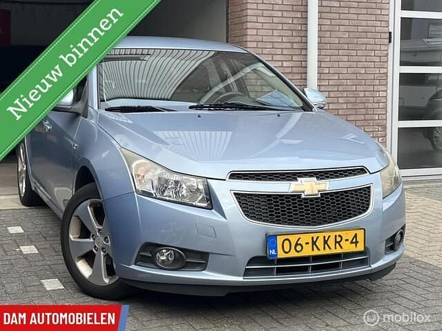 Blauw Gebruikt 2010 Chevrolet Cruze LT Sedan | € 2.650 (Super prijs) - Afbeelding 1/4