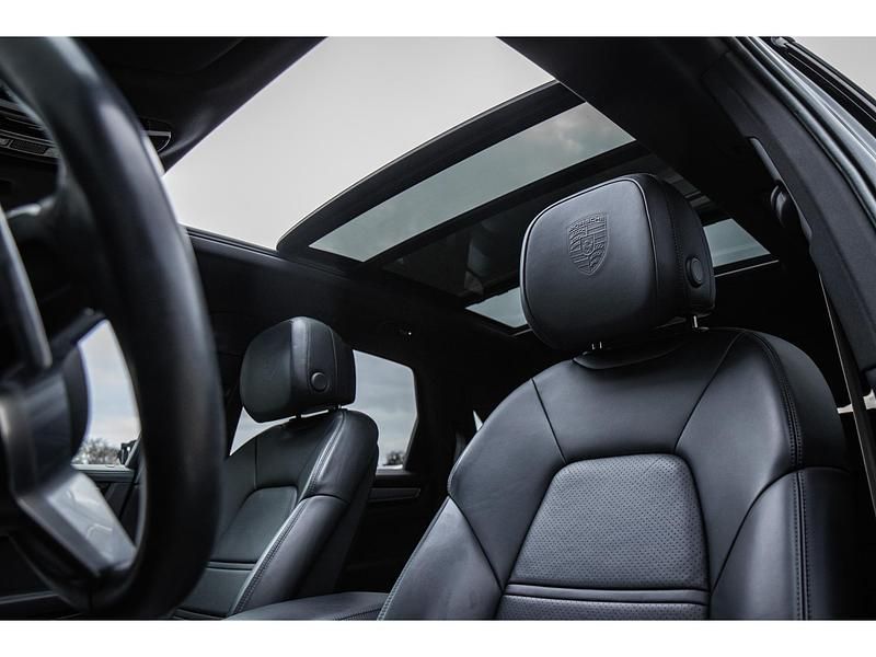 Occasion Porsche Cayenne Platinum Edition 463 PK (340 kW) 2022 Zwart SUV
