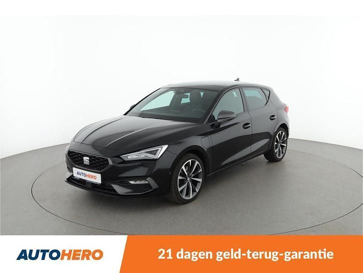 Zwart Gebruikt 2021 Seat Leon FR Stationwagen | € 19.649 (Goede deal) - Afbeelding 1/4