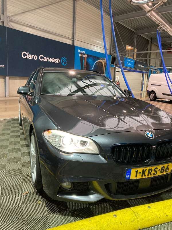 Zwart Gebruikt 2013 BMW 525 Stationwagen | € 10.995 (Goede deal) - Afbeelding 1/4