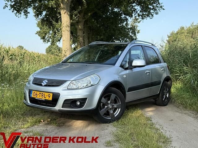 Grijs Gebruikt 2012 Suzuki SX4 Limited MPV | € 6.385 (Goede deal) - Afbeelding 1/4