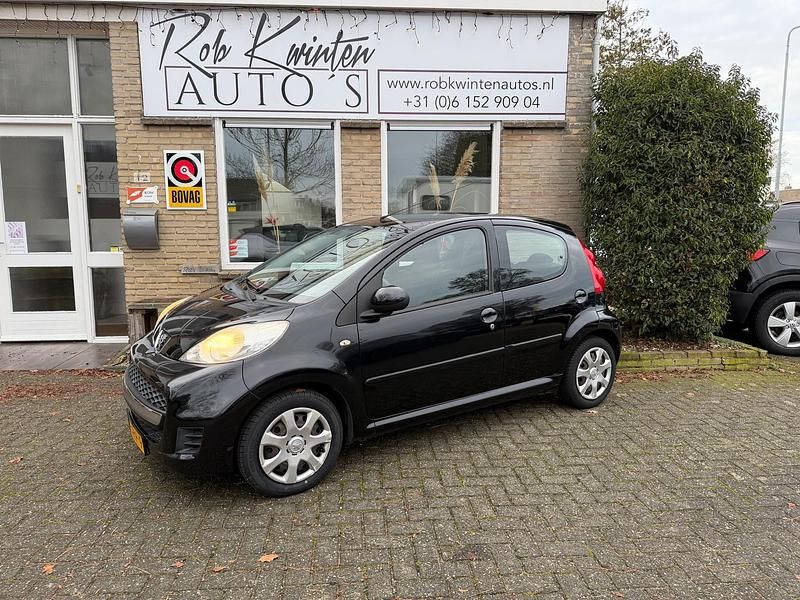 Occasion Peugeot 107 68 PK (50 kW) 2009 Zwart Hatchback