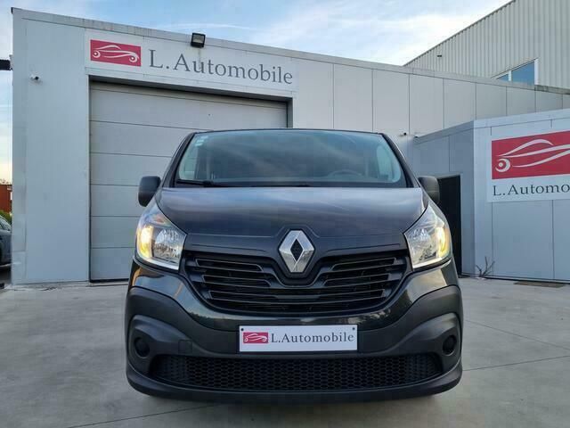 Zwart Gebruikt 2018 Renault Trafic MPV | € 20.450 - Afbeelding 1/4