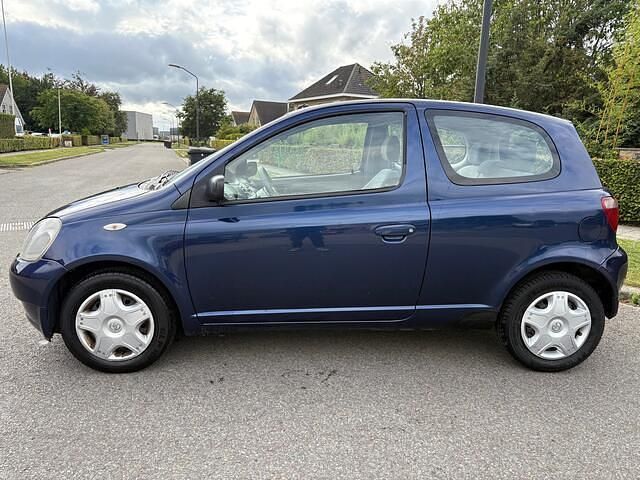 Occasion Toyota Yaris Sol 86 PK (63 kW) 2000 Blauw Hatchback
