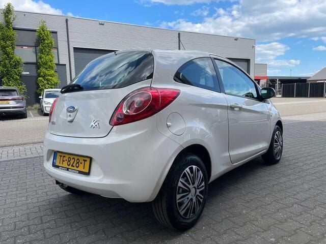 Occasion Ford Ka Champions Edition 69 PK (50 kW) 2012 Wit Hatchback