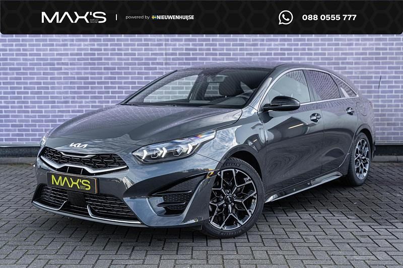 Grijs Occasion 2024 Kia ProCeed GT-Line Hatchback | € 31.894 (Eerlijke prijs) - Afbeelding 1/4