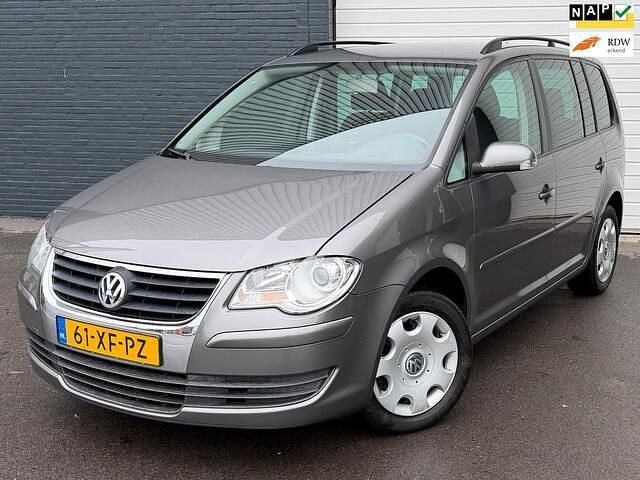 Grijs Gebruikt 2007 VW Touran Comfortline MPV | € 3.250 (Eerlijke prijs) - Afbeelding 1/4