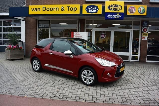 Rood Gebruikt 2011 Citroën DS3 So Chic Hatchback | € 7.945 (Duur) - Afbeelding 1/4