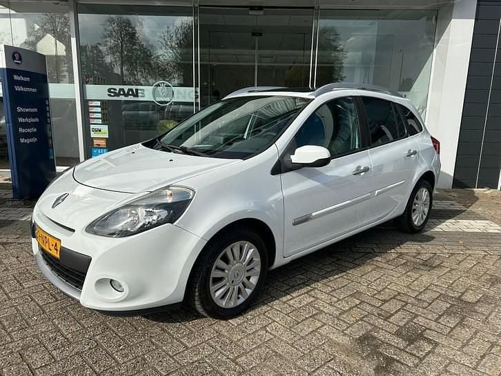 Gebruikt 2010 Renault Clio II Collection Stationwagen | € 2.640 (Eerlijke prijs) - Afbeelding 1/4