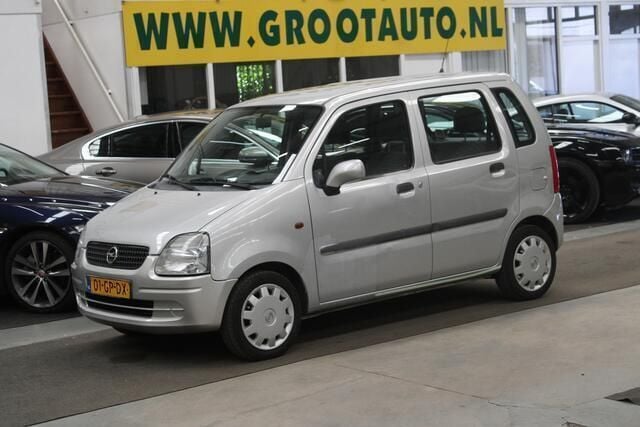 Grijs Gebruikt 2001 Opel Agila Comfort Hatchback | € 944 (Eerlijke prijs) - Afbeelding 1/4
