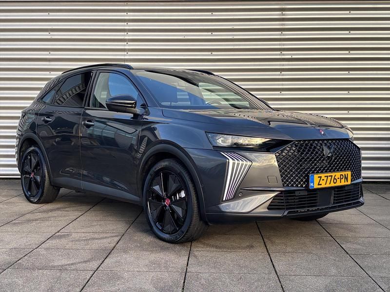 Occasion DS Automobiles DS7 Crossback Performance Line Plus 181 PK (133 kW) 2024 Grijs SUV