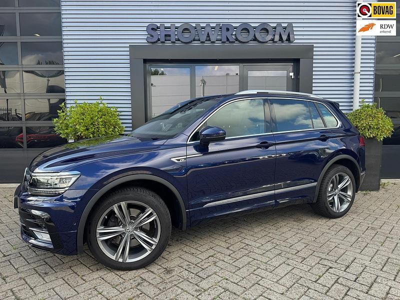 Blauw Gebruikt 2016 VW Tiguan Highline SUV | € 25.895 (Eerlijke prijs) - Afbeelding 1/4