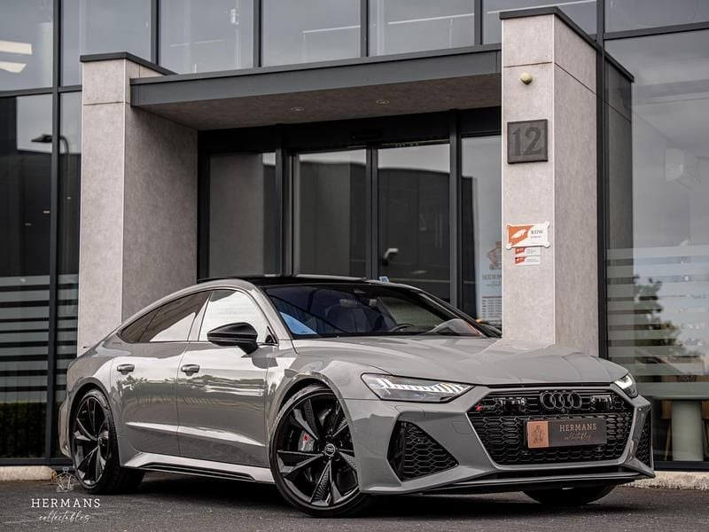 Grijs Gebruikt 2022 Audi RS7 Hatchback | € 127.950 - Afbeelding 1/4