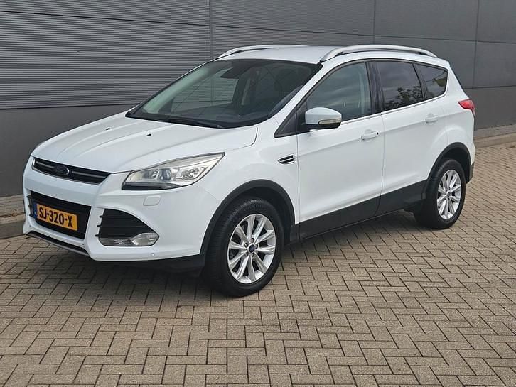Gebruikt 2016 Ford Kuga Titanium SUV | € 11.995 (Goede deal) - Afbeelding 1/4