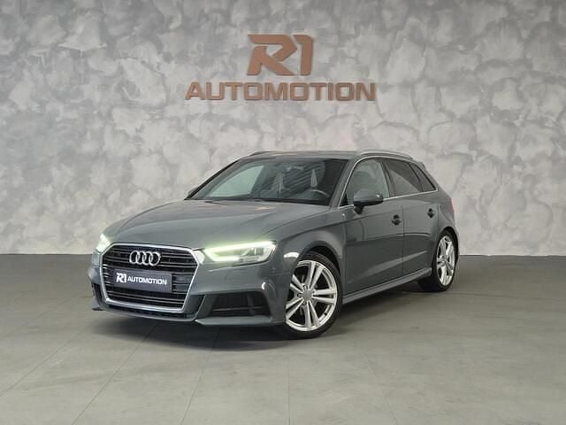 Grijs Gebruikt 2018 Audi A3 Sportback S-Line Hatchback | € 16.990 (Eerlijke prijs) - Afbeelding 1/4