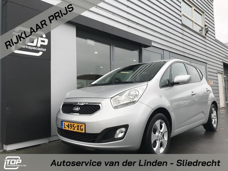 Grijs Gebruikt 2014 Kia Venga Hatchback | € 12.950 (Iets duurder) - Afbeelding 1/4