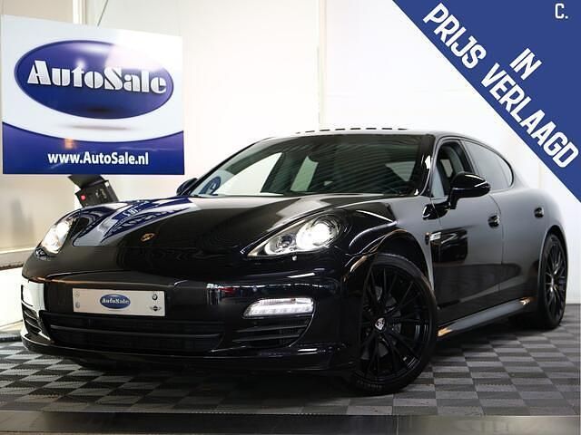 Zwart Gebruikt 2012 Porsche Panamera Sport Sedan | € 23.944 - Afbeelding 1/4