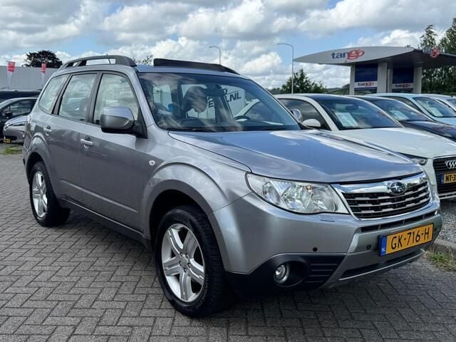 Grijs Gebruikt 2010 Subaru Forester Comfort SUV | € 8.950 - Afbeelding 1/4