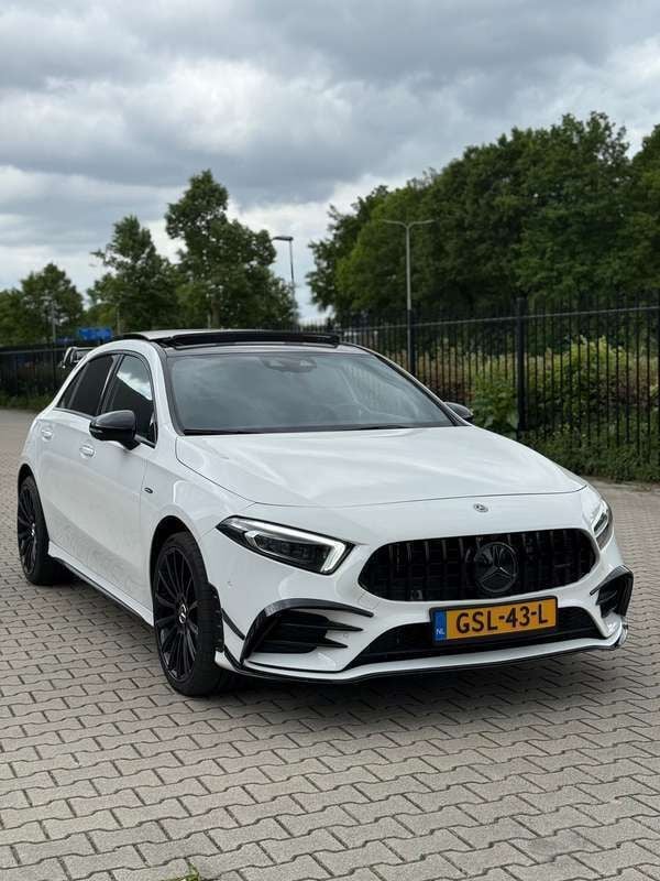 Wit Gebruikt 2021 Mercedes A250 Hatchback | € 31.999 (Eerlijke prijs) - Afbeelding 1/4