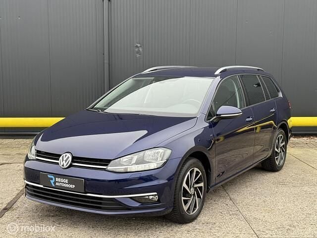Occasion VW Golf VII Highline 110 PK (80 kW) 2018 Blauw Stationwagen