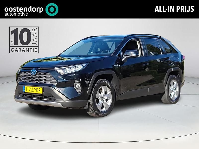 Zwart Occasion 2020 Toyota RAV4 Hybrid Style SUV | € 31.945 (Eerlijke prijs) - Afbeelding 1/4