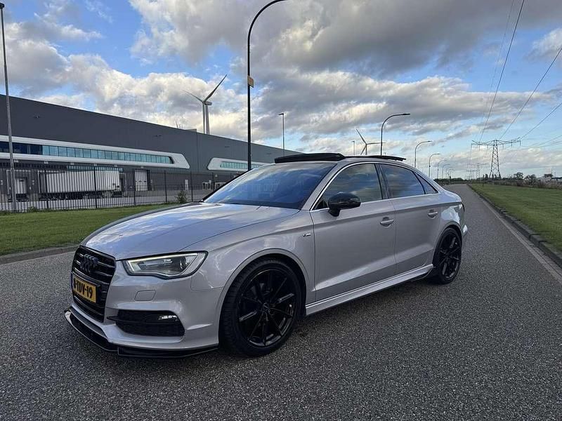 Gebruikt 2014 Audi A3 Business Sedan | € 10.490 (Eerlijke prijs) - Afbeelding 1/4