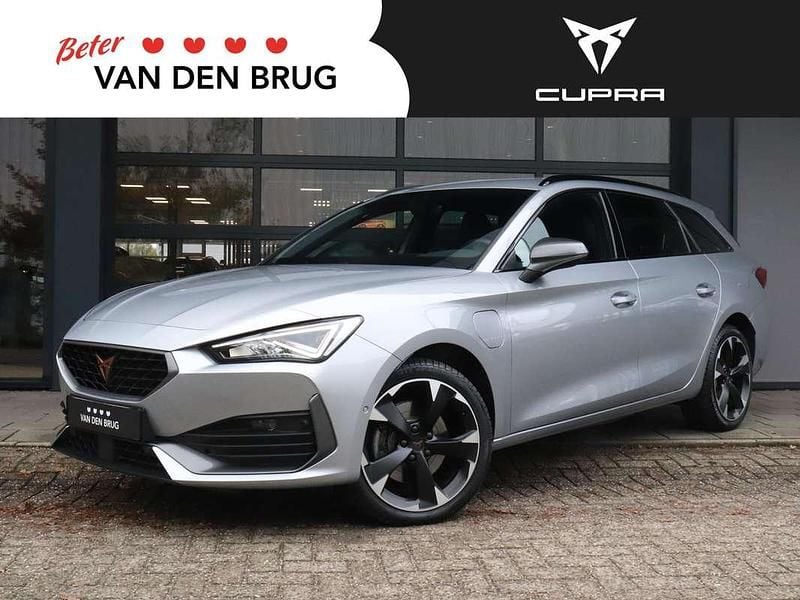 Grijs Gebruikt 2022 Cupra Leon Stationwagen | € 26.400 (Eerlijke prijs) - Afbeelding 1/4