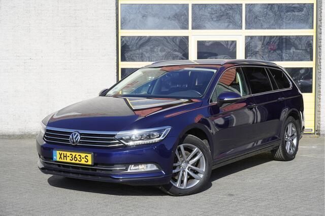 Blauw Gebruikt 2019 VW Passat Comfortline Stationwagen | € 18.950 (Super prijs) - Afbeelding 1/4