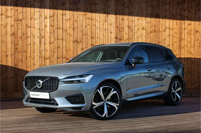 Grijs Gebruikt 2021 Volvo XC60 R-Design SUV | € 47.900 (Iets duurder) - Afbeelding 1/4