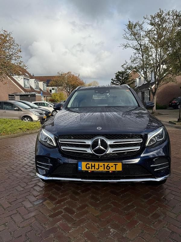 Blauw Gebruikt 2017 Mercedes GLC350 AMG line SUV | € 26.500 (Super prijs) - Afbeelding 1/4