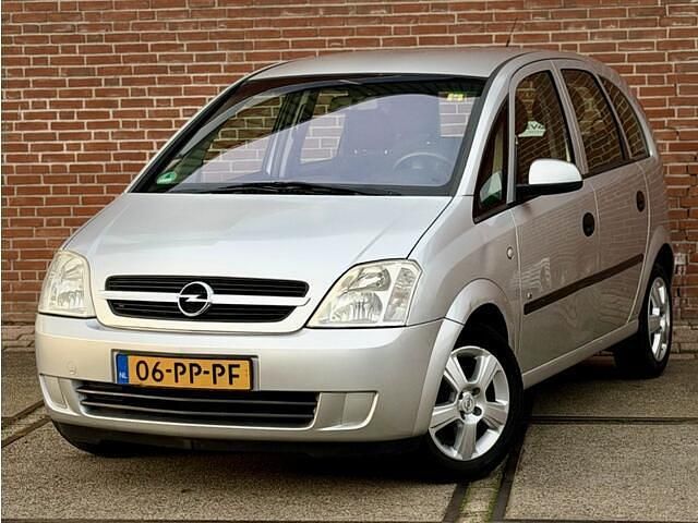 Grijs Gebruikt 2004 Opel Meriva MPV | € 1.750 (Eerlijke prijs) - Afbeelding 1/4