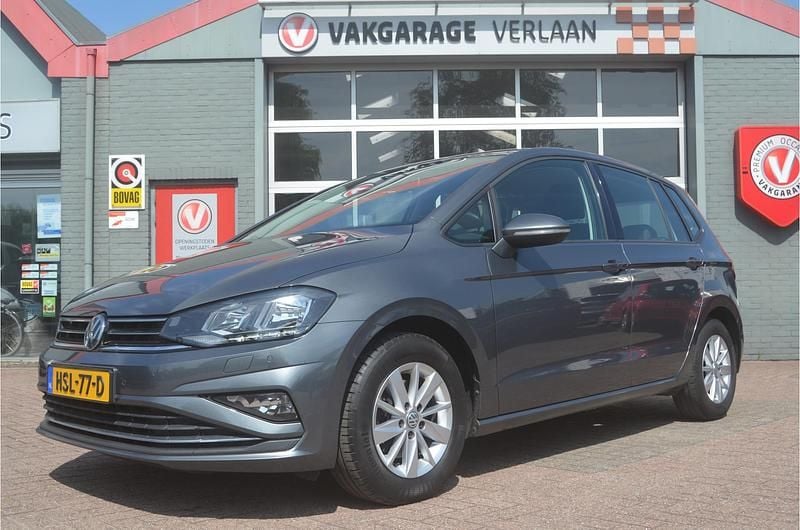 Grijs Gebruikt 2018 VW Golf Sportsvan Comfortline MPV | € 16.650 (Eerlijke prijs) - Afbeelding 1/4